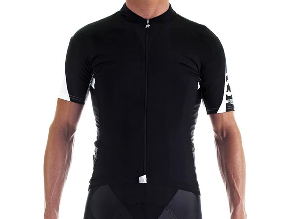 Maillots Assos de hombre. Para presumir sobre la bicicleta