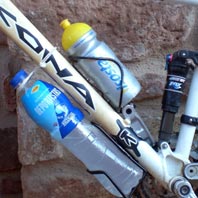 Cinco trucos para prevenir la deshidratación en la práctica del ciclismo