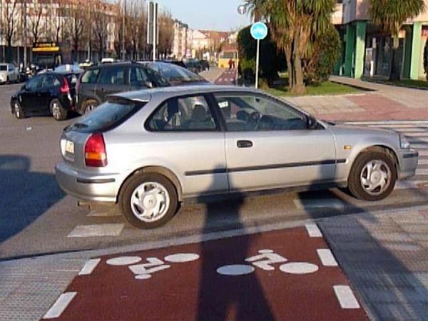 Fotodenuncias: El respeto hacia los ciclistas en imágenes