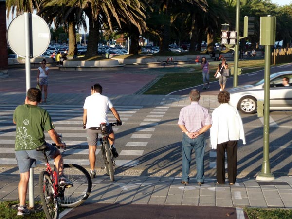 Fotodenuncias: El respeto hacia los ciclistas en imágenes