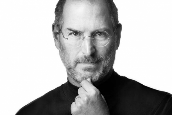 Off Topic: Fallece Steve Jobs, padre y fundador de Apple. Descansa en Paz