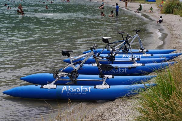 Akwakat Waterbike Kit: Convierte nuestra Mountain Bike en una funcional barca a pedales