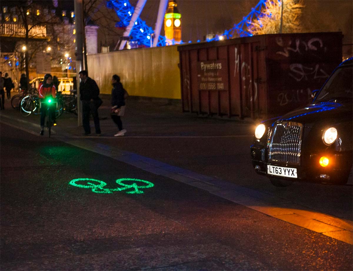 Blaze Bike Light, un dispositivo muy práctico para aumentar la seguridad de los ciclistas nocturnos