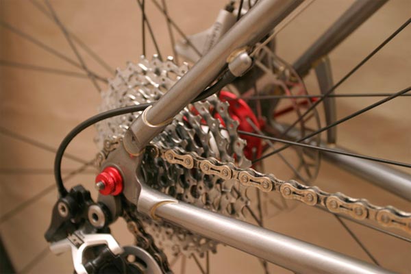 Cyclo Bicycles: cuadros artesanales de acero Made in Spain para bicicletas de carretera y montaña