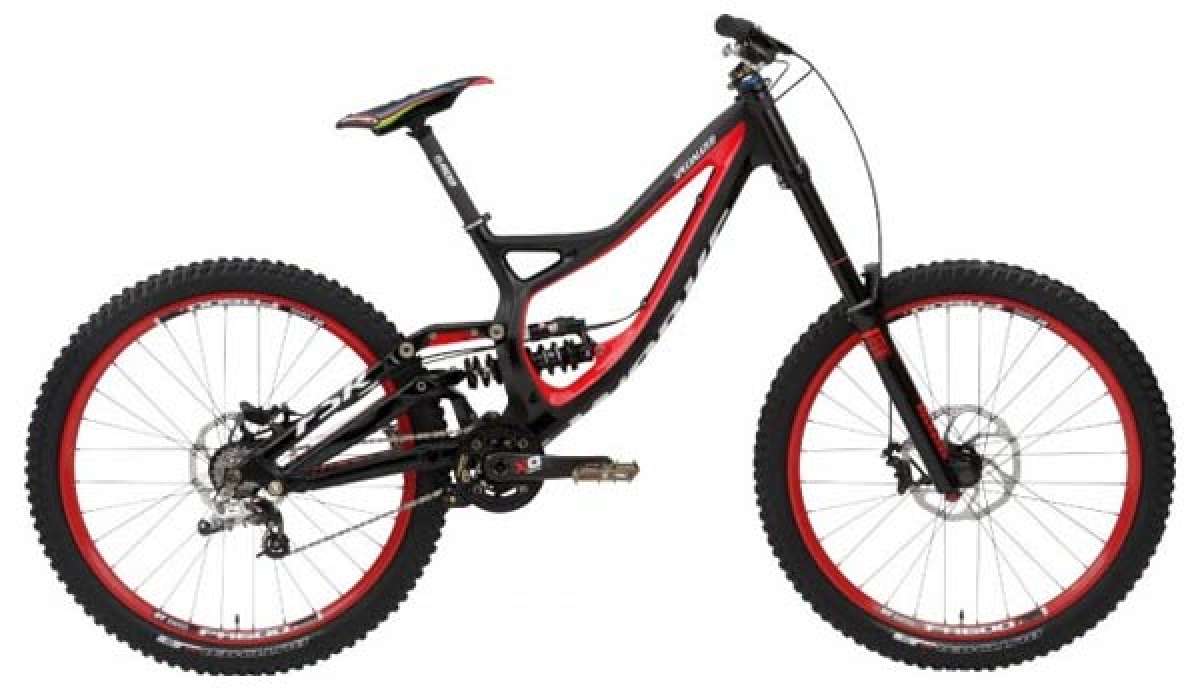 Specialized Demo 8 de 2013. Las nuevas máquinas de descenso en fibra de carbono de Specialized