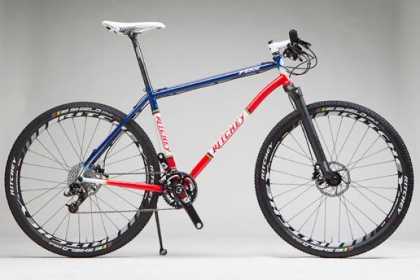 Ritchey P-650b. Cuadro de acero y mucho estilo "retro" para esta nueva bicicleta de Ritchey con ruedas 650B