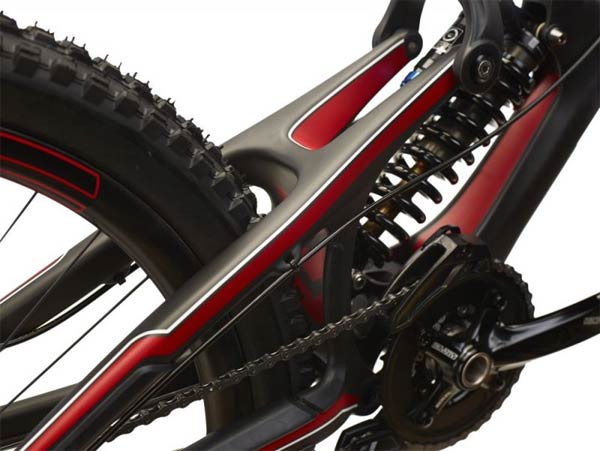 Nueva Santa Cruz V10C de carbono, la máquina definitiva para entusiastas del descenso