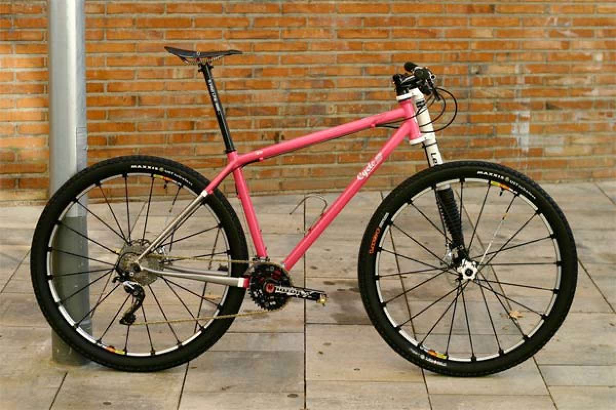 Totxo 29er Pink Love Edition: Un espectacular montaje sobre cuadro de acero de la firma española Cyclo