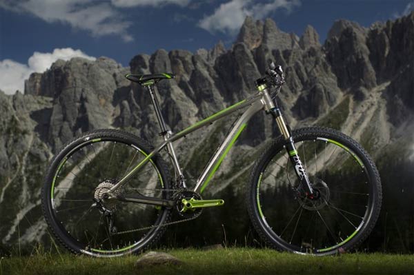 Las primeras novedades de Trek para 2013: Trek Stache 29er, Trek Superfly Superlight ultraligera y nuevas Trek Fuel EX, ahora con 130 mm. de recorrido