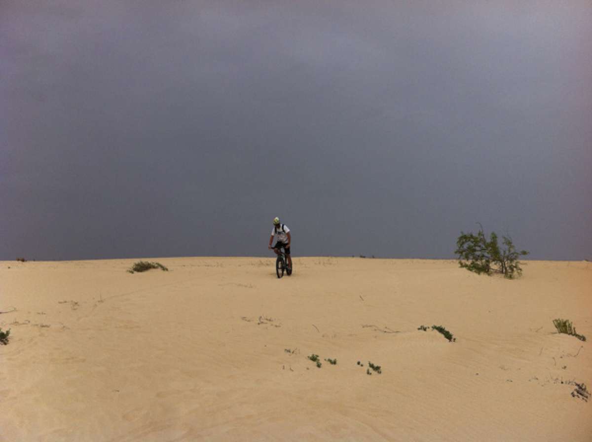 La foto del día en TodoMountainBike: 'Las dunas de Corralejo (Fuerteventura)'