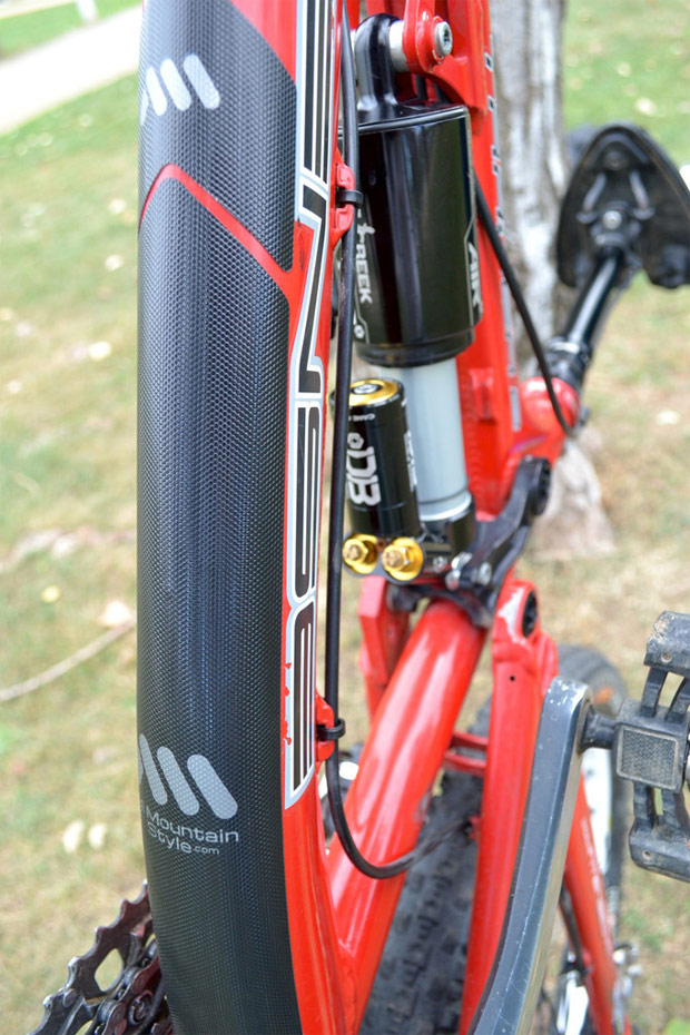 AMS Honeycomb XL: Nuevo protector adhesivo para cuadros de bicicleta en talla extra grande