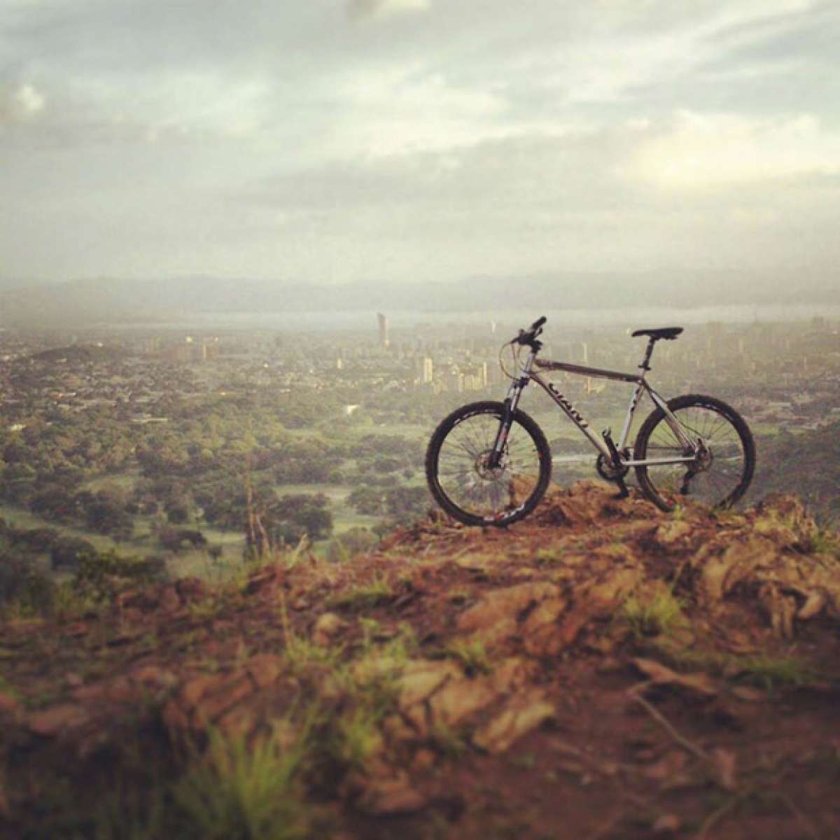 La foto del día en TodoMountainBike: 'La Ciudad Jardín desde la montaña'