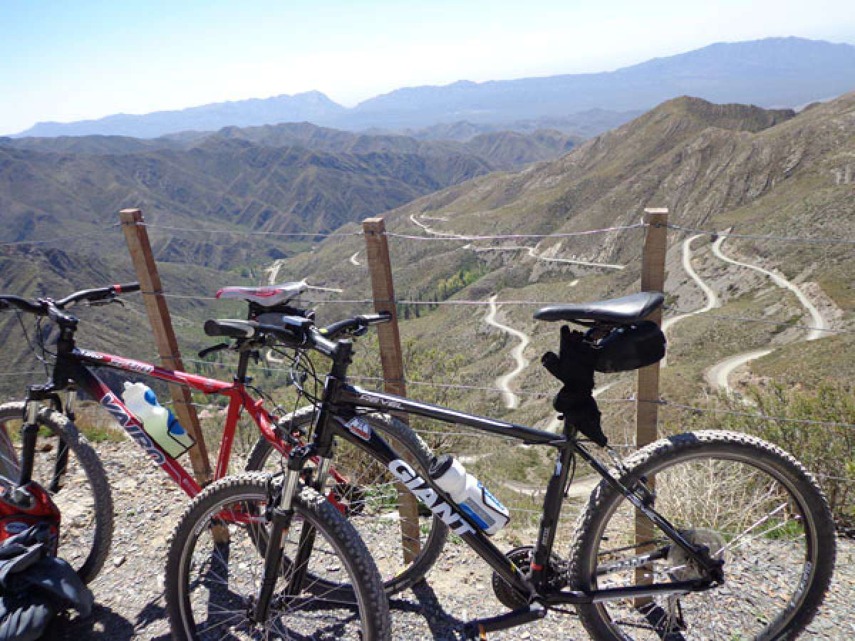 La foto de la semana en TodoMountainBike: 'El ascenso de Villavicencio (Mendoza, Argentina)'