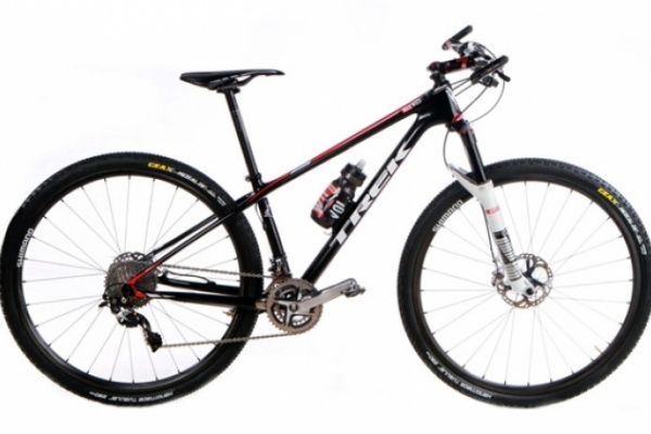 La Trek Superfly PRO SL del corredor Carlos Coloma y el equipo Wild Wolf Trek