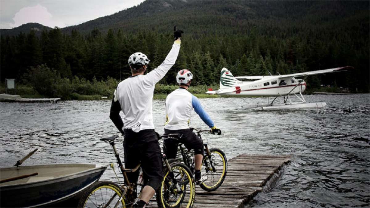 Practicando Mountain Bike en Spruce Lake (Canadá) con Fabien Barel y Jeff Lenosky