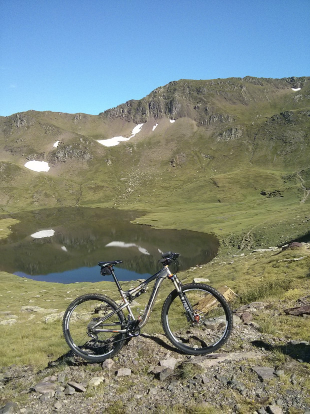 La foto del día en TodoMountainBike: 'Subida a Astún'