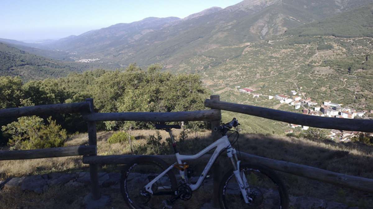 La foto del día en TodoMountainBike: 'El valle del Jerte (Extremadura)'