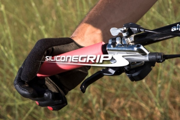 Alpcross SiliconeGrips: Los nuevos puños de silicona distribuidos por Alpcross