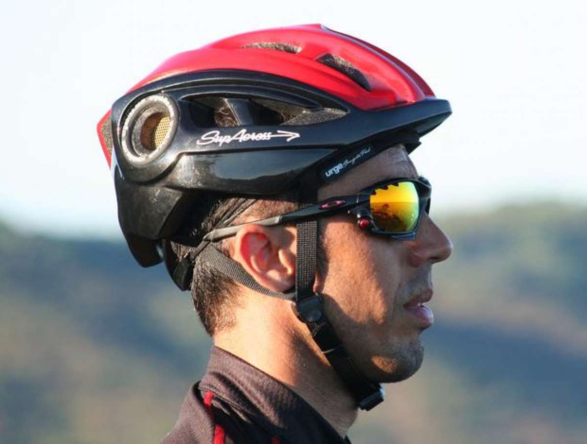 Urge Supacross: El primer (y nuevo) casco orientado al XC de Urge