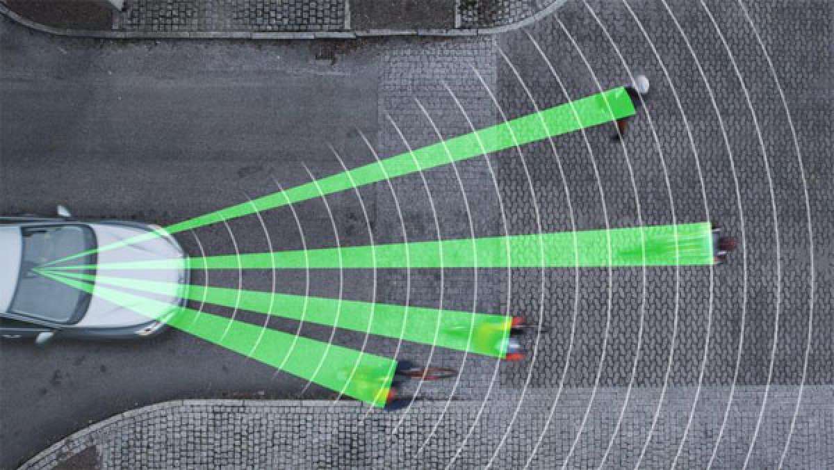 Volvo presenta el primer sistema de seguridad para vehículos que protege a los ciclistas de un atropello
