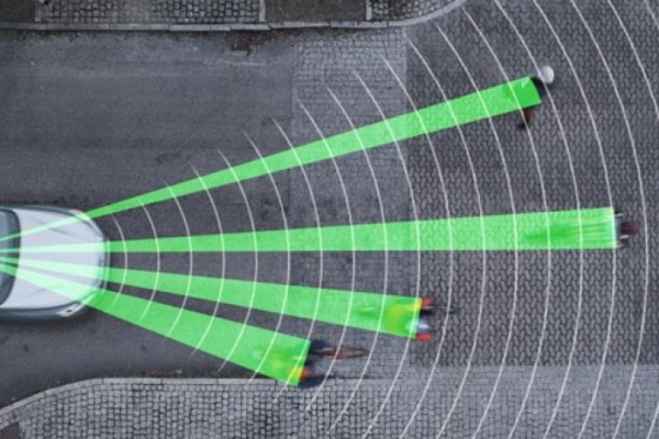 Volvo presenta el primer sistema de seguridad para vehículos que protege a los ciclistas de un atropello