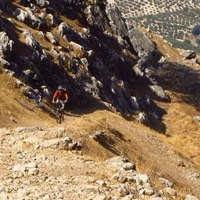 Video: Practicando Mountain Bike en la Sierra de Cazorla (Andalucía, España)
