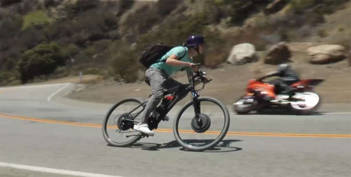 Video: Una bicicleta eléctrica con tracción integral y capaz de rodar a 80 km/h