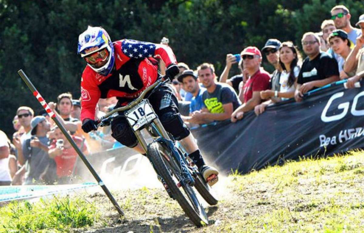 Video: Entrenando con Aaron Gwin y Charlie Harrison en el Bootleg Canyon Bike Park (Nevada, USA)