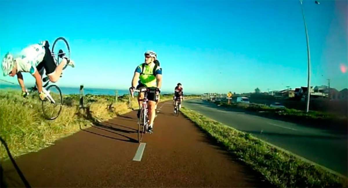 Cómo NO adelantar a un ciclista en un carril bici