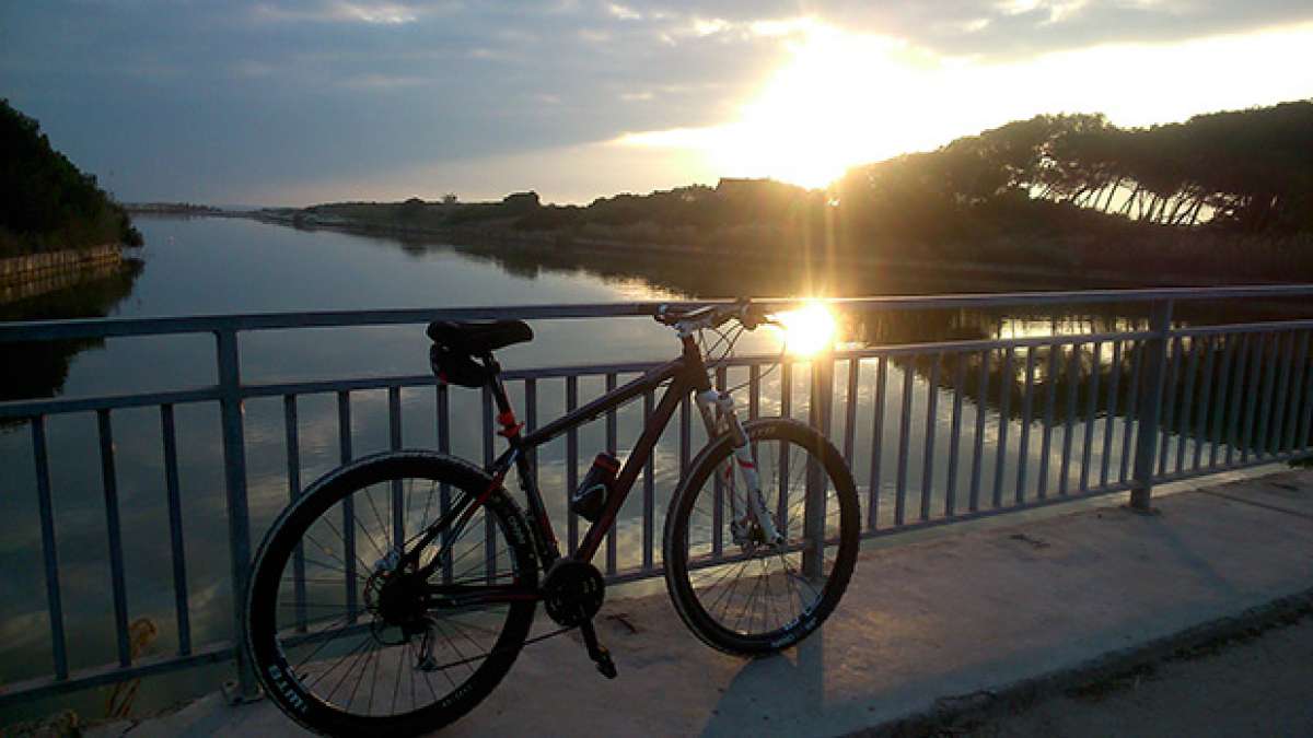 La foto del día en TodoMountainBike: 'Amanecer en la Albufera'