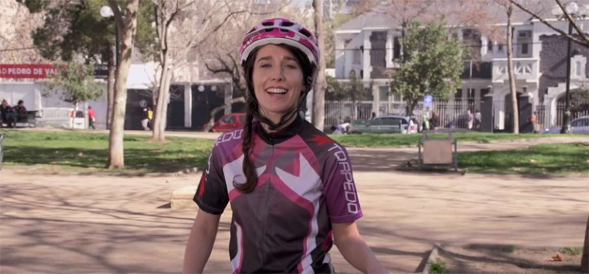 Divertido anuncio publicitario de una empresa de seguros para bicicletas: 42 frases típicas de los ciclistas