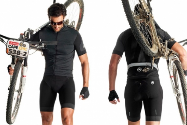 Assos Rally: Nueva gama de equipación específica para ciclistas de montaña