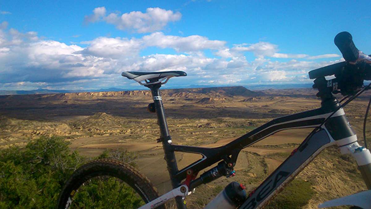 La foto del día en TodoMountainBike: 'Bardena Blanca'