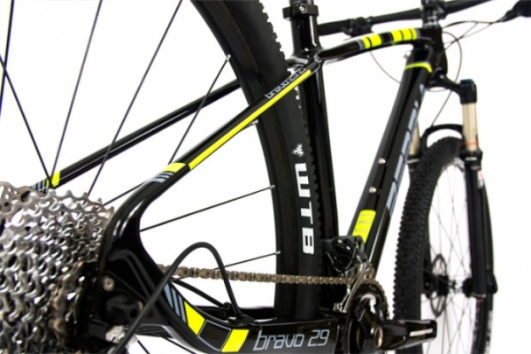 Nuevas Berria Bravo 29 Equipe y Comp: Rendimiento de competición a precios accesibles