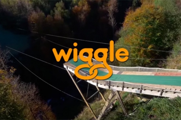 Bike Bungee, saltando desde un acantilado con las bicicletas de Wiggle
