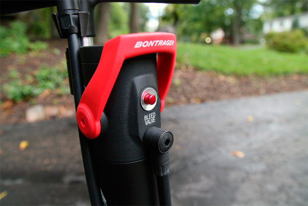 Flash Charger TLR, la nueva y eficaz bomba de inflado de Bontrager para sistemas Tubeless