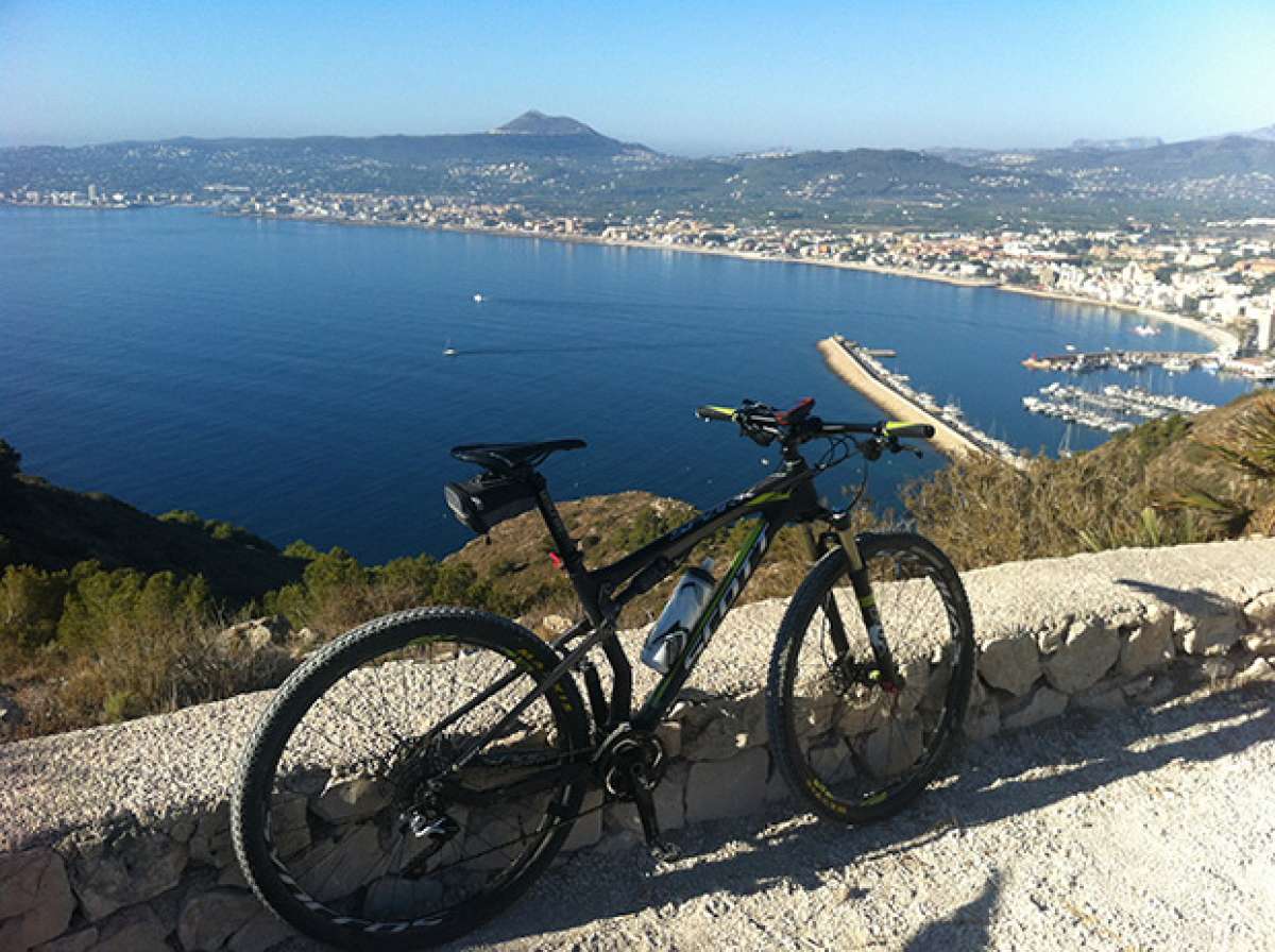 La foto del día en TodoMountainBike: "Mar y Montaña"