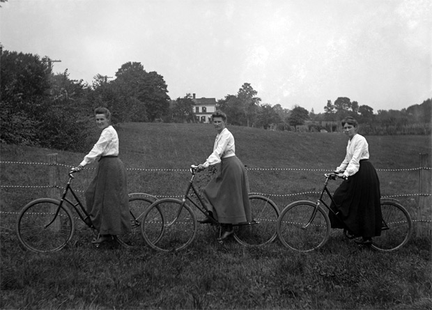'Cara de bicicleta', la enfermedad ficticia que tuvieron que afrontar las mujeres ciclistas del siglo XIX