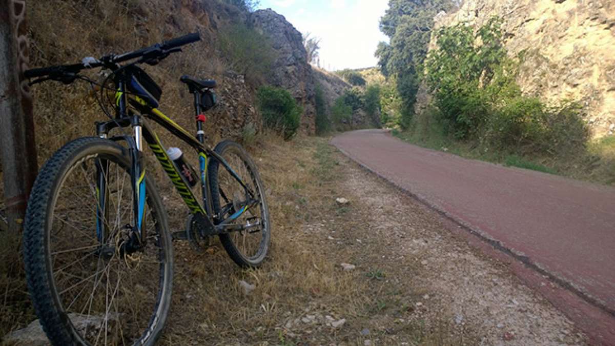 La foto del día en TodoMountainBike: 'Vía Verde del Tajuna (Madrid)'