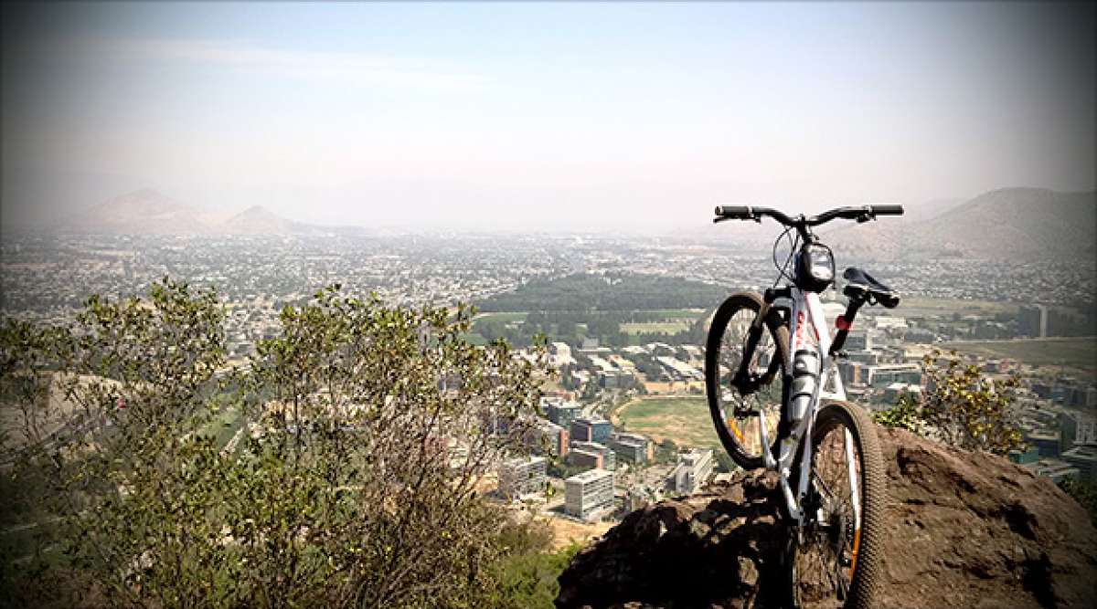 La foto del día en TodoMountainBike: 'Cerro San Cristóbal (Santiago de Chile)'