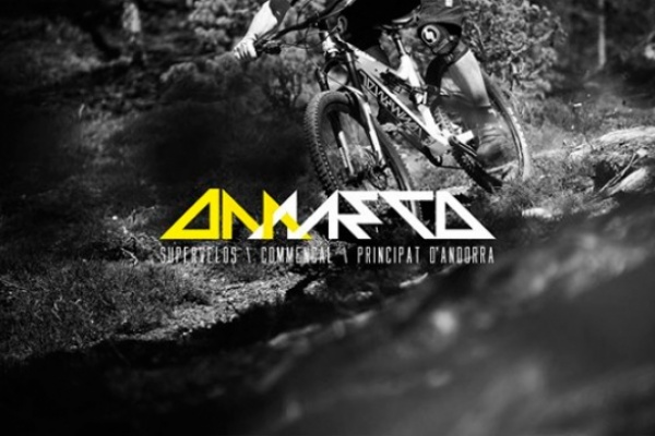 La nueva Commencal Meta AM V4 de 2015 en acción