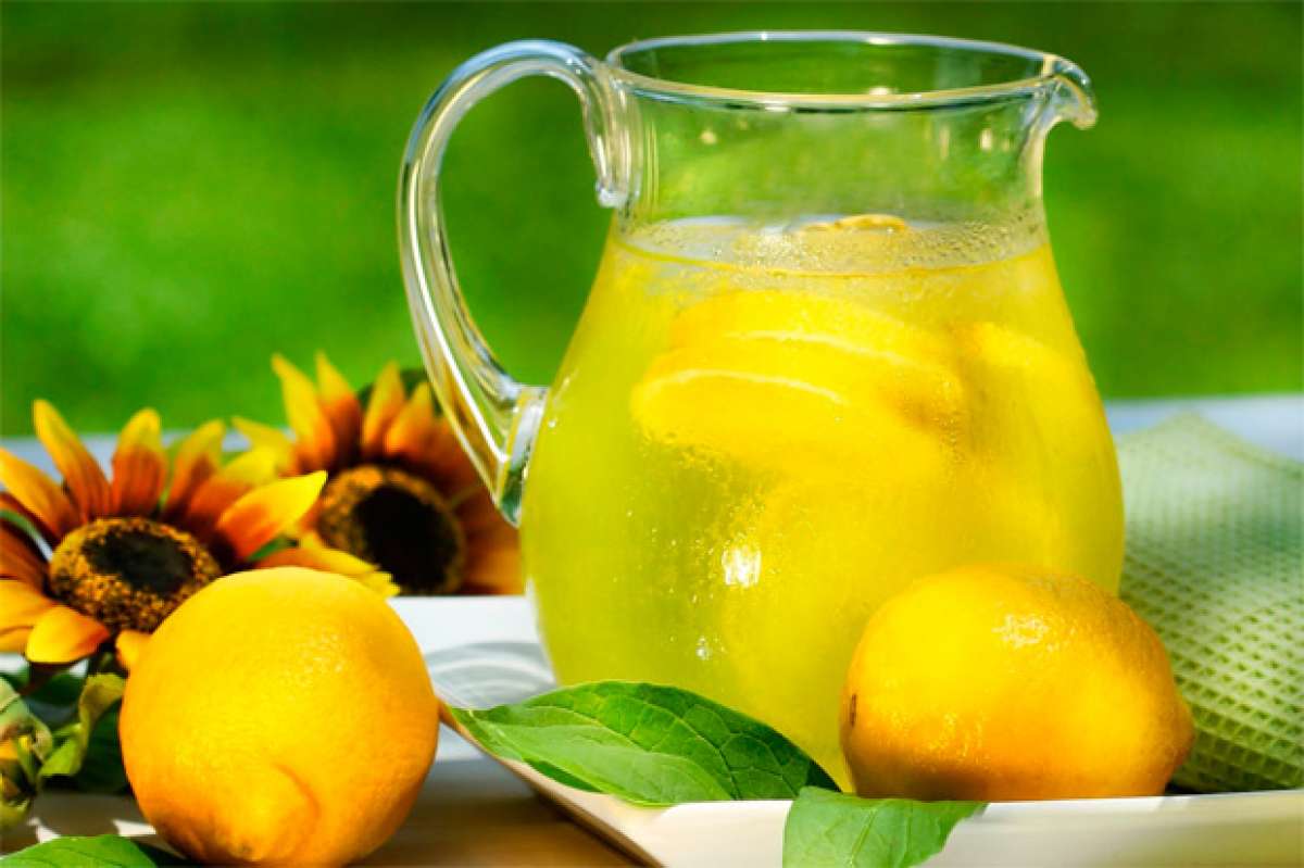 Nutrición: Limonada casera para hidratarnos saludablemente y, de paso, perder peso