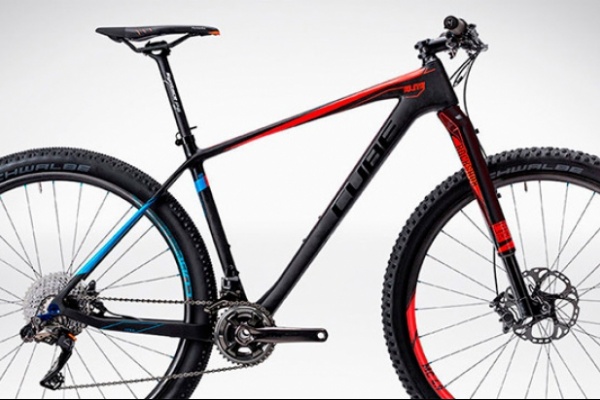 Cube Elite 2015: ¿La bicicleta perfecta para ganar carreras?