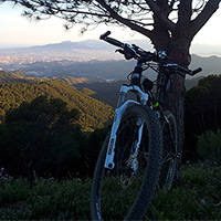 La foto del día en TodoMountainBike: "Vista de Málaga desde el mirador El Cochino"