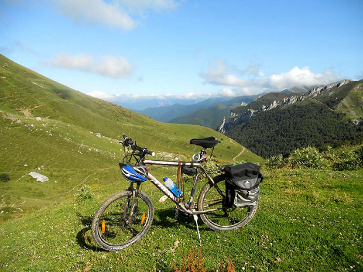 La foto del día en TodoMountainBike: 'El Valle de Valdeón (Picos de Europa)'