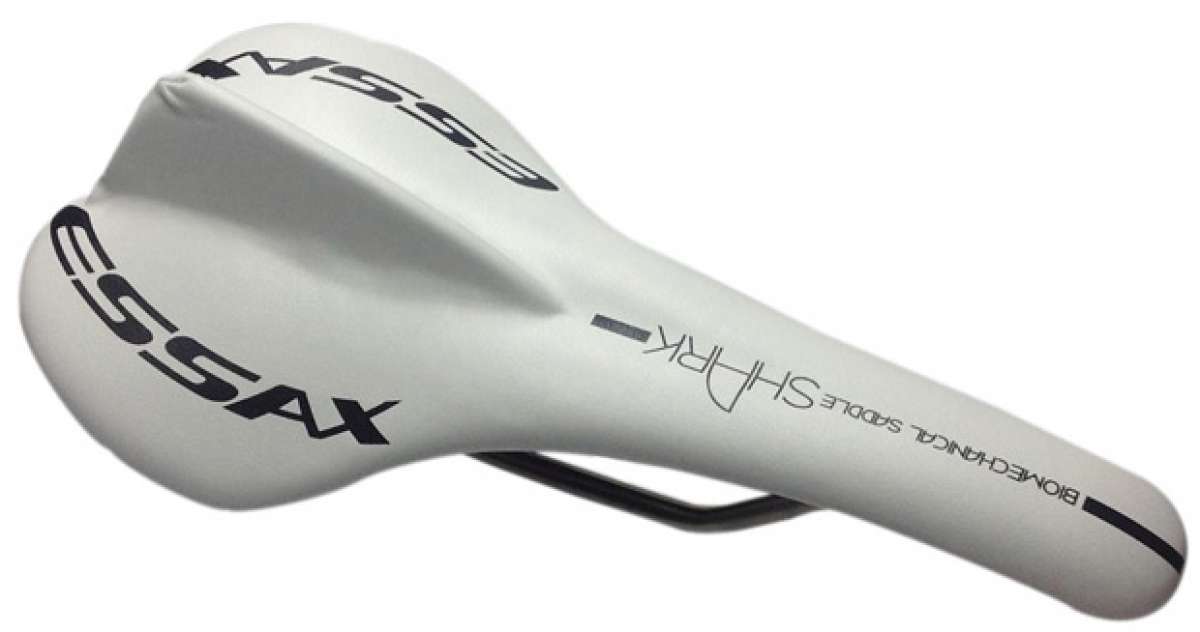 Essax Shark: Nuevos sillines con aleta sobredimensionada para mejorar la posición del ciclista sobre la bicicleta