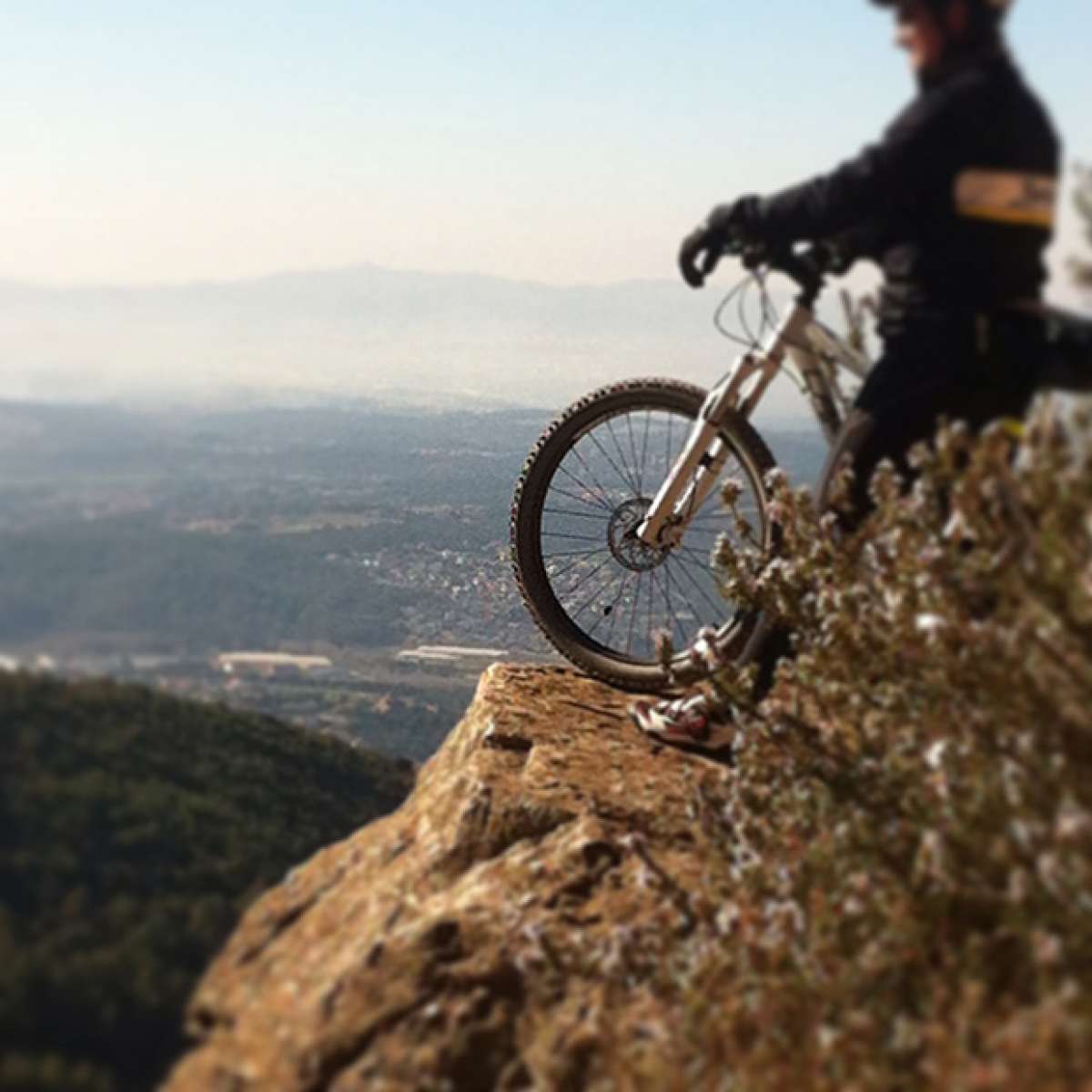 La foto del día en TodoMountainBike: 'Relax después de la subida'