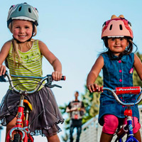 Casco obligatorio para los ciclistas menores de 16 años, en vigor a partir de hoy mismo