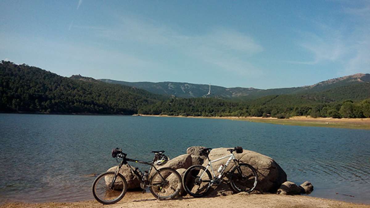 La foto del día en TodoMountainBike: 'Embalse de La Jarosa'