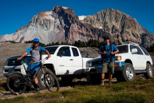 Un día de Mountain Bike con Thomas Vanderham y Sterling Lorence en la Columbia Británica